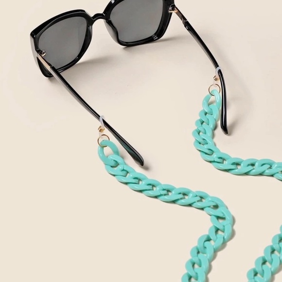 Sunglasses/Mask Chain - Picture 2 of 9